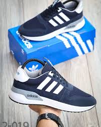 Tenis Adidas Run 80s